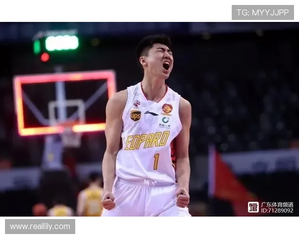 格兰建队妙手回春 四小将闪耀全场