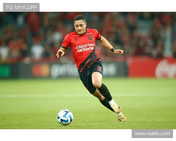 每体：罗克在贝蒂斯的表现很一般，巴萨对此十分担忧